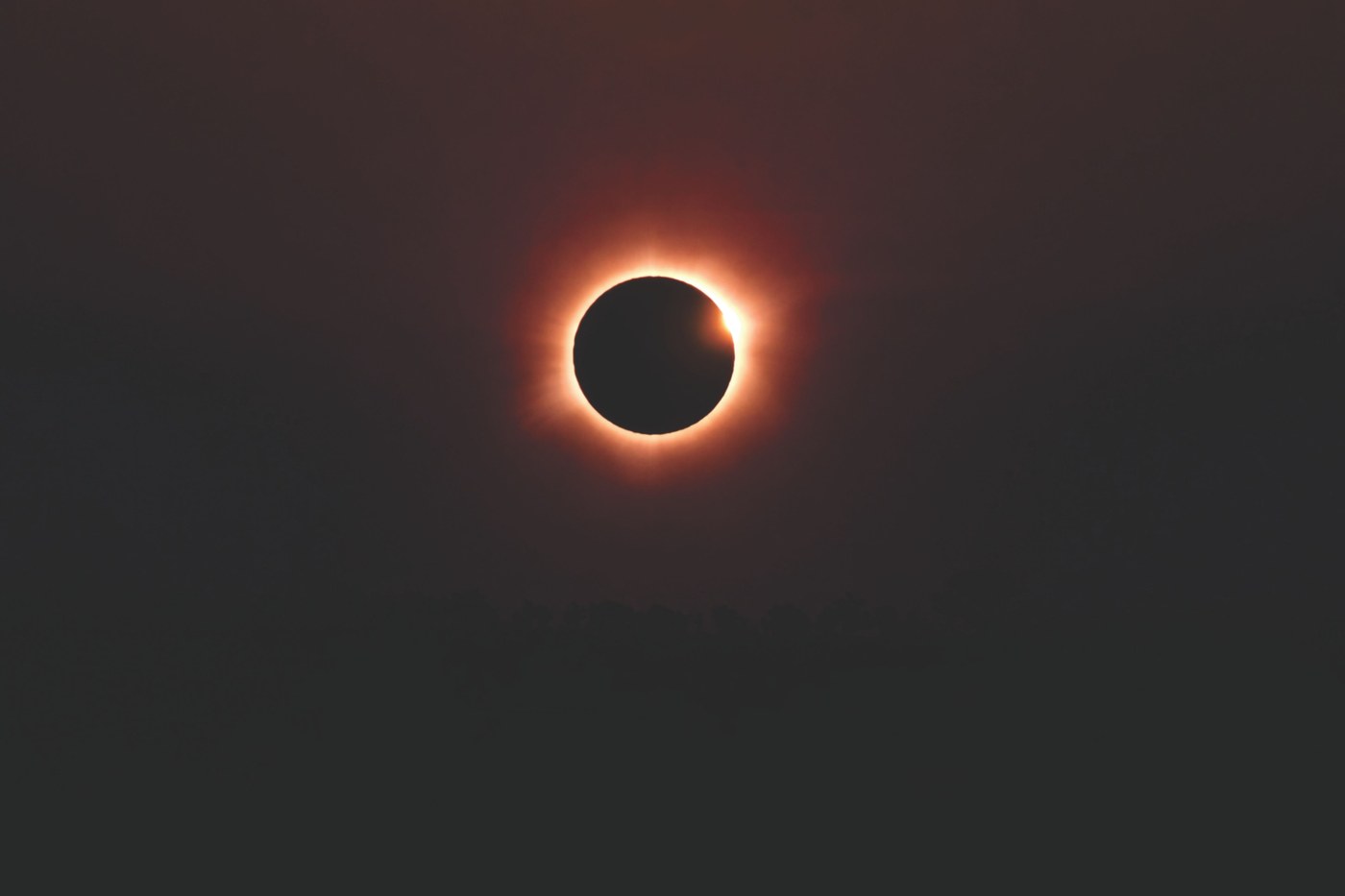 Eclipse solar total